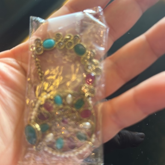 NWOT Colourful Necklace set with Maatha Teeka & matching earrings ! - Picture 6 of 9